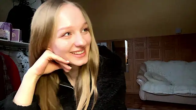 Snapshot of Anika_Socutehe chatting on March 2026 01:40:02 PM Anika Socutehe online show from March 2026 01:40:02 PM