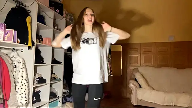 Snapshot of Anika_Socutehe chatting on February 2026 06:07:01 PM Anika Socutehe online show from February 2026 06:07:01 PM