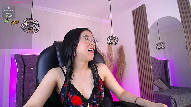 Amara Davis1 online show from May 2026 04:40:01 AM