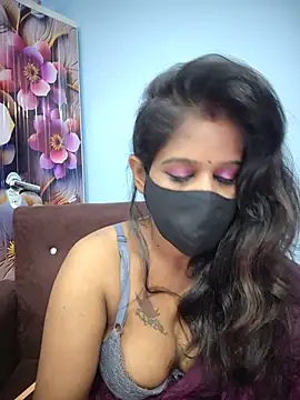 Snapshot of Tinaa_baby chatting on July 2026 02:13:02 AM Tinaa baby online show from July 2026 02:13:02 AM