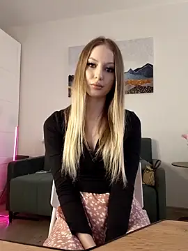 Snapshot of AlishaWey chatting on February 2026 08:03:02 AM AlishaWey online show from February 2026 08:03:02 AM