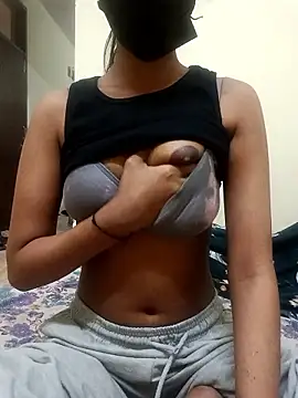 MAYA BED GIRL online show from March 2026 12:21:01 AM