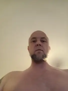 HornyDaddyMuscle online show from May 2026 07:45:02 PM