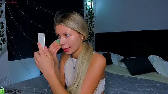 Sidny Beth online show from June 2026 12:49:01 AM