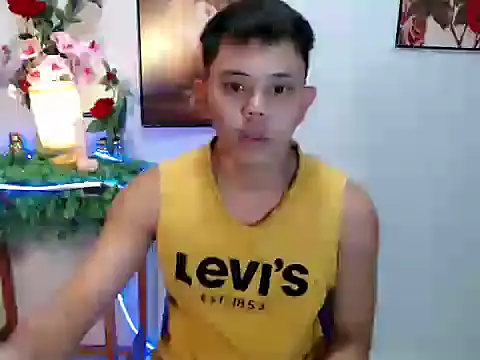 Snapshot of Baby_Maxxx chatting on May 2026 05:40:01 AM Baby Maxxx online show from May 2026 05:40:01 AM
