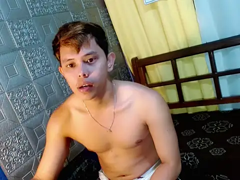 Snapshot of Baby_Maxxx chatting on May 2026 04:01:02 PM Baby Maxxx online show from May 2026 04:01:02 PM