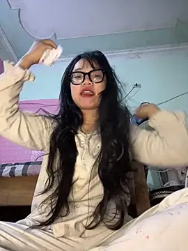 Leeeeiu online show from March 2026 03:13:01 PM