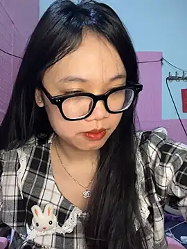 Leeeeiu online show from March 2026 02:56:02 PM