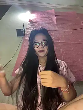 Leeeeiu online show from May 2026 03:31:02 PM
