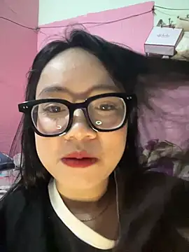 Leeeeiu online show from May 2026 03:15:02 PM
