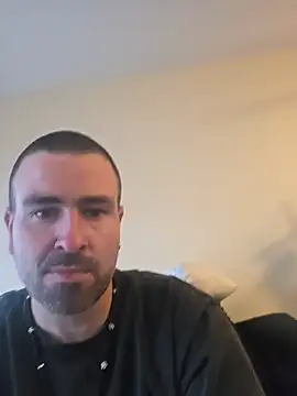 Snapshot of Biggbaddwulf7 chatting on April 2026 01:29:02 AM Biggbaddwulf7 online show from April 2026 01:29:02 AM