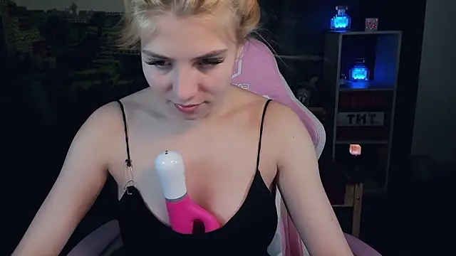 RosaFowler online show from March 2026 09:22:02 AM