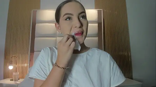 Snapshot of Megaan_Rousee chatting on March 2026 11:29:02 AM Megaan Rousee online show from March 2026 11:29:02 AM