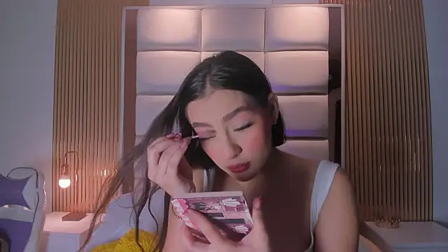 Snapshot of Megaan_Rousee chatting on March 2026 11:39:02 AM Megaan Rousee online show from March 2026 11:39:02 AM