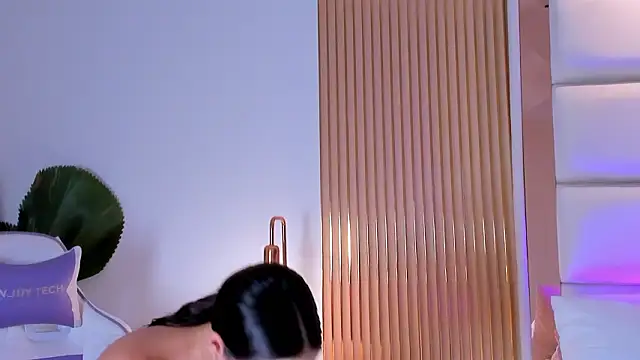 Snapshot of Megaan_Rousee chatting on March 2026 02:09:01 PM Megaan Rousee online show from March 2026 02:09:01 PM