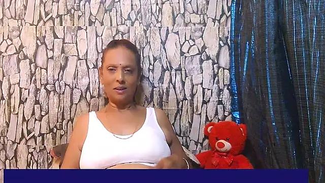 Hot queen58 online show from April 2026 06:31:02 AM