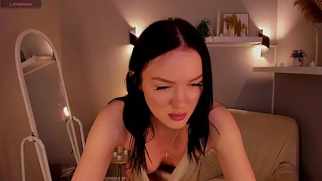 KiittieX online show from March 2026 06:35:01 AM