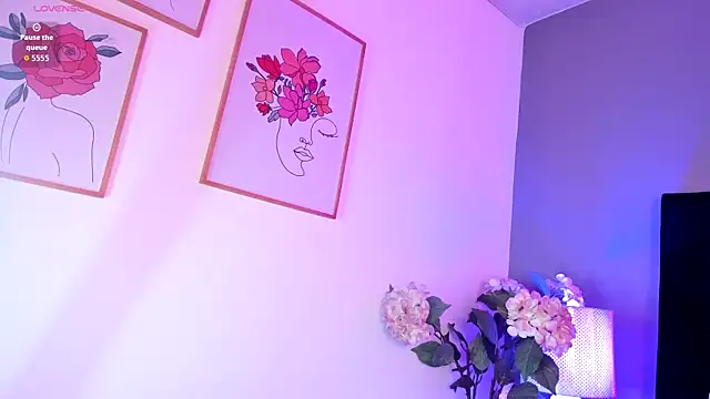 scarlett leex  online show from April 2026 07:45:01 AM