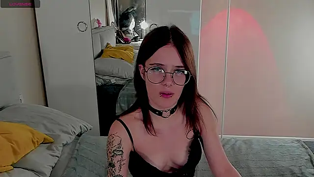 Marika Degas online show from May 2026 03:22:02 PM
