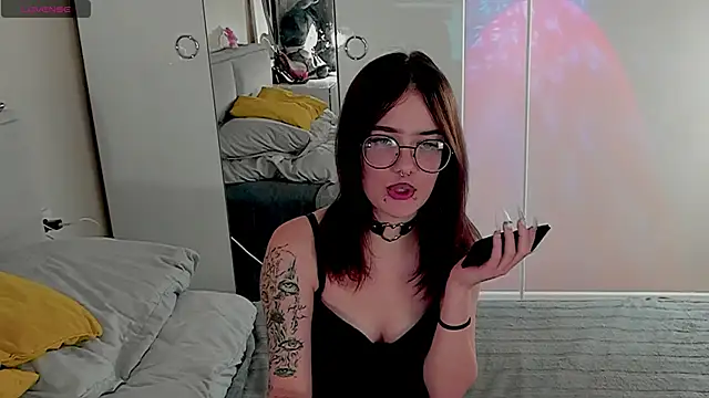 Marika Degas online show from May 2026 03:01:02 PM