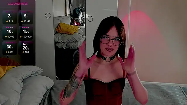 Marika Degas online show from May 2026 01:00:02 PM
