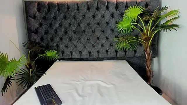 Snapshot of ZANE_EVANS chatting on February 2026 01:11:01 PM ZANE EVANS online show from February 2026 01:11:01 PM