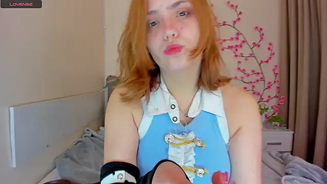 DellaRows online show from March 2026 06:57:02 AM