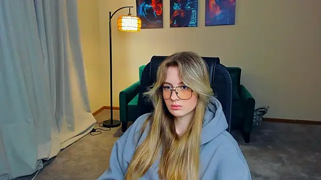 DortheaHupy online show from February 2026 07:08:01 AM