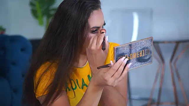 Ashlee Angel online show from April 2026 09:23:01 AM