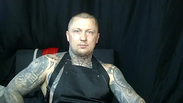 Snapshot of devilWithTats chatting on June 2026 09:27:01 AM devilWithTats online show from June 2026 09:27:01 AM