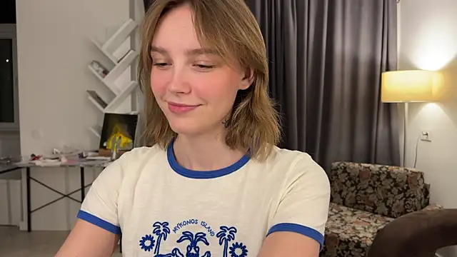 Lolatatee online show from May 2026 05:24:02 PM