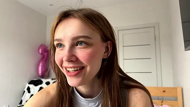 Lolatatee online show from March 2026 05:53:02 AM