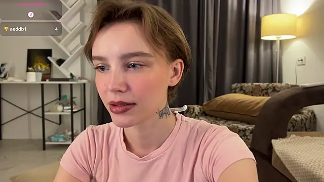 Snapshot of Lolatatee chatting on June 2026 07:31:02 PM Lolatatee online show from June 2026 07:31:02 PM
