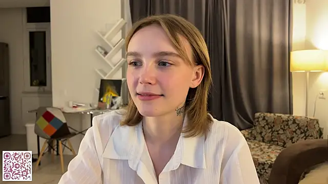 Lolatatee online show from May 2026 06:16:01 PM