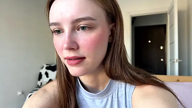 Lolatatee online show from March 2026 05:00:01 AM