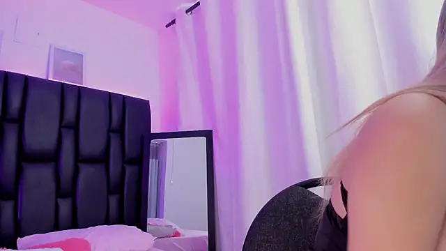 Sharon Storm online show from March 2026 02:06:02 PM