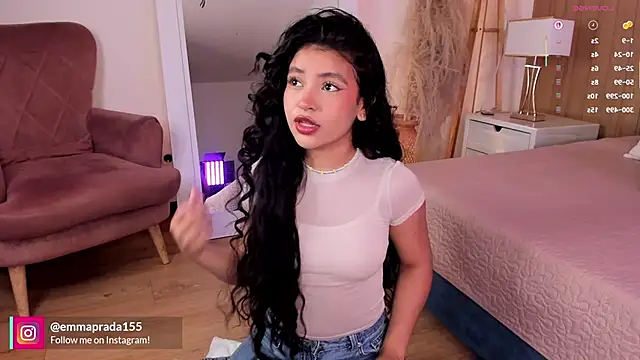 missprada  online show from April 2026 11:59:02 AM