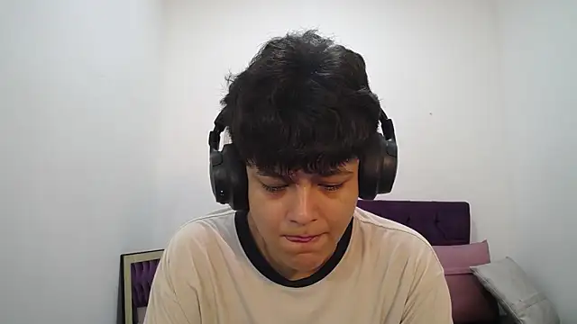 TomBoy Natali online show from March 2026 01:40:02 PM