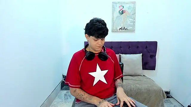 TomBoy Natali online show from March 2026 06:46:01 PM