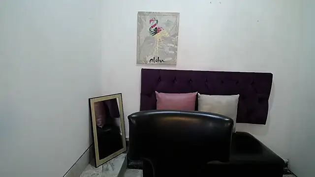 TomBoy Natali online show from March 2026 12:01:01 PM