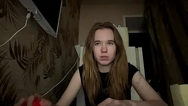 LeomaJee online show from March 2026 07:47:01 PM