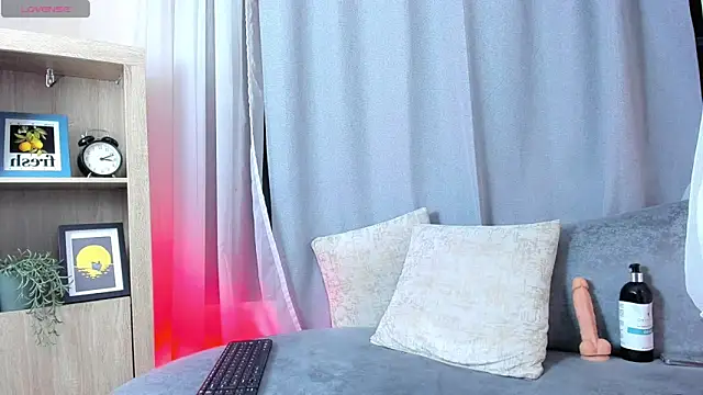 bloom apple online show from April 2026 07:31:02 PM