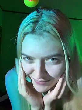 Rainsworld420 online show from April 2026 03:35:01 AM