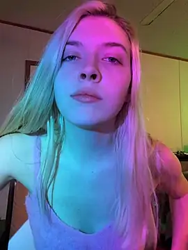 Rainsworld420 online show from April 2026 04:26:01 AM