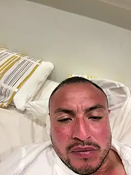 alexandeerr1986 online show from June 2026 08:57:02 PM