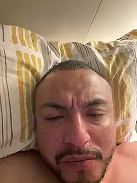 alexandeerr1986 online show from July 2026 12:46:01 AM
