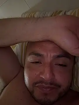 alexandeerr1986 online show from May 2026 07:39:01 AM