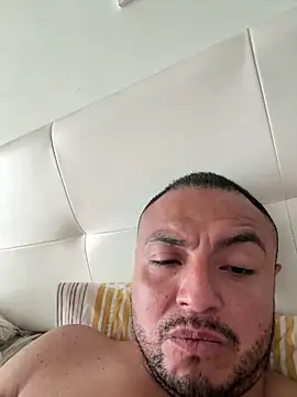 alexandeerr1986 online show from June 2026 01:33:02 PM