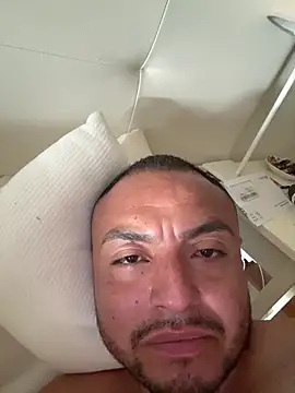 alexandeerr1986 online show from June 2026 11:44:02 AM