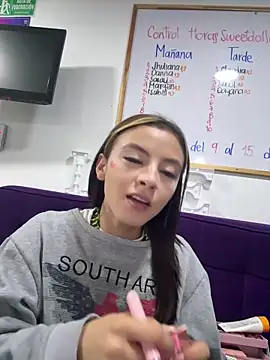   Nahomy online show from March 2026 11:58:01 AM